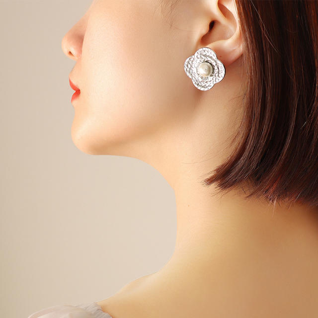 Pearl titanium steel flower earrings