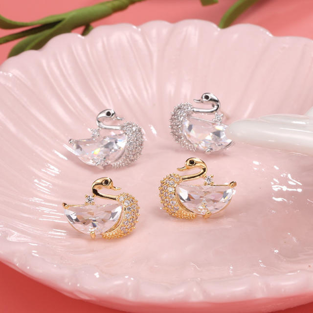 S925 needle luxury swan ear studs