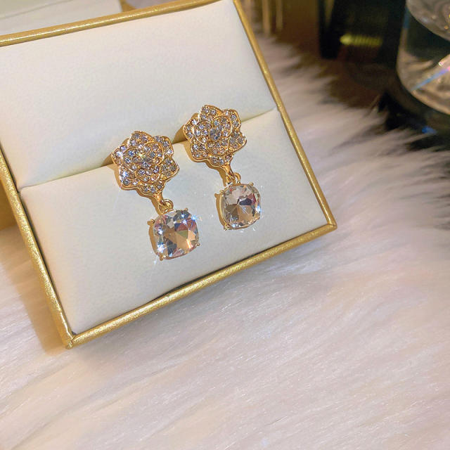 Diamond bowknot pearl beaded drop earrings