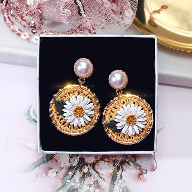 925 sterling silver needle daisy flower earrings