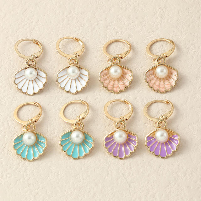 Shell pearl earrings