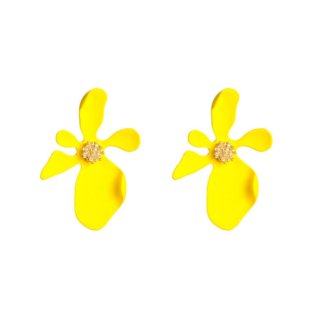 Flower studs earrings