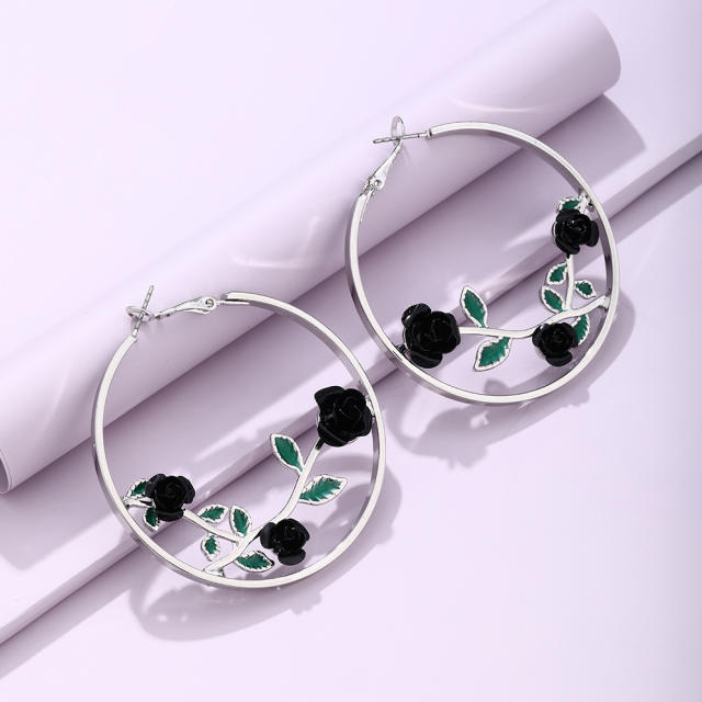 Hoop flower earrings