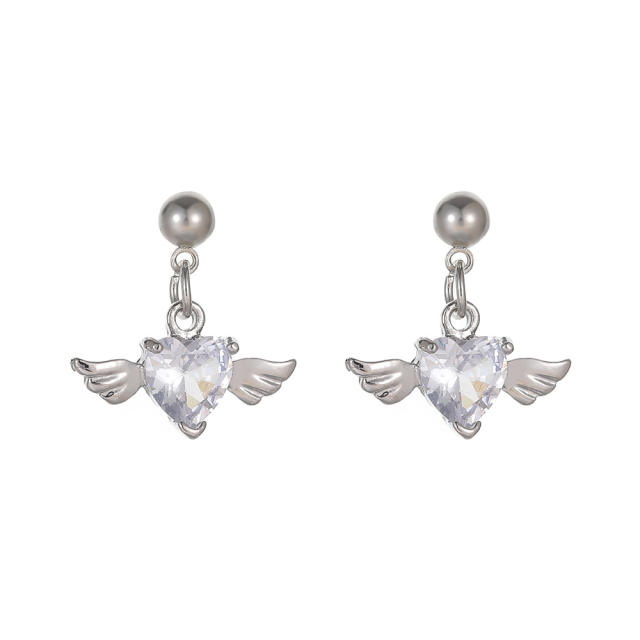 Heart-shaped zircon Wings earrings