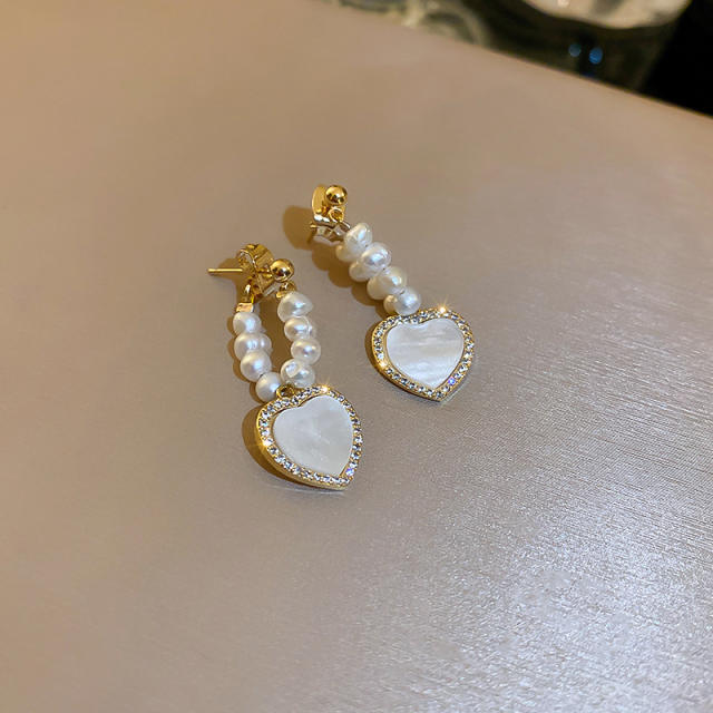 Water pearl beads heart earrings