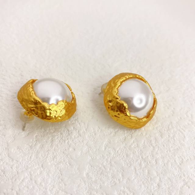 18KG irregular shaped pearl setting ear studs