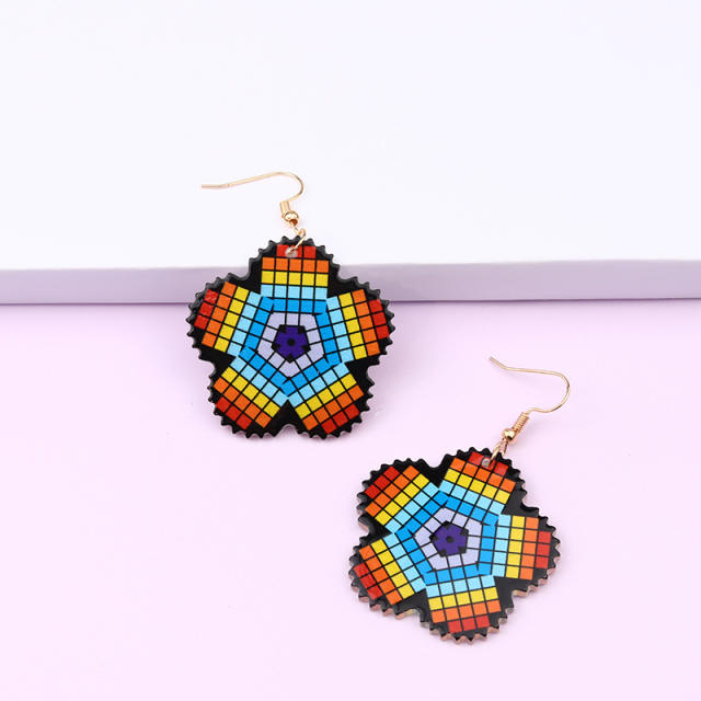 Color checkered geometric earrings