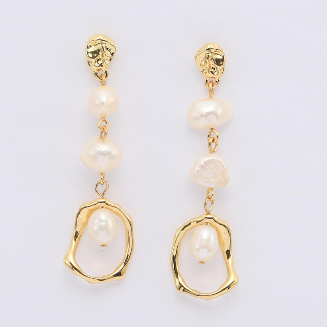 Water pearl geometric shape long earrings