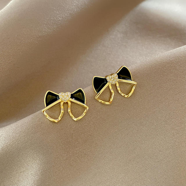 Korean fashion enamel white black bow cute ear studs