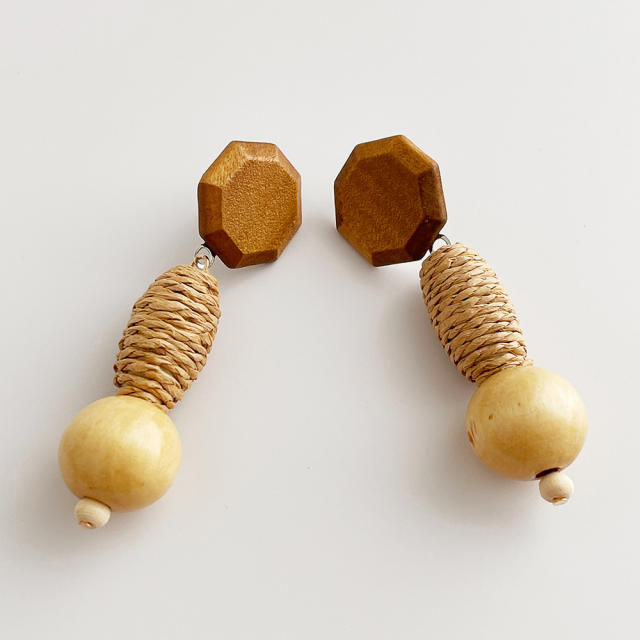 Fashion hand-woven rattan earrings