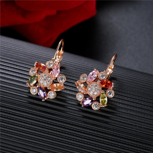 Elegant cubic zircon clover huggie earrings
