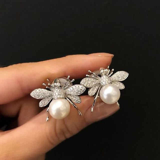 Vintage faux pearl bee shaped ear studs