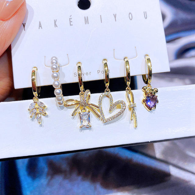 Korean fashion cute diamond bear bow huggie earrings set