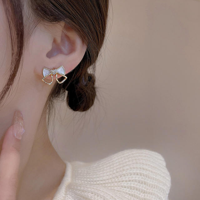 Korean fashion enamel white black bow cute ear studs