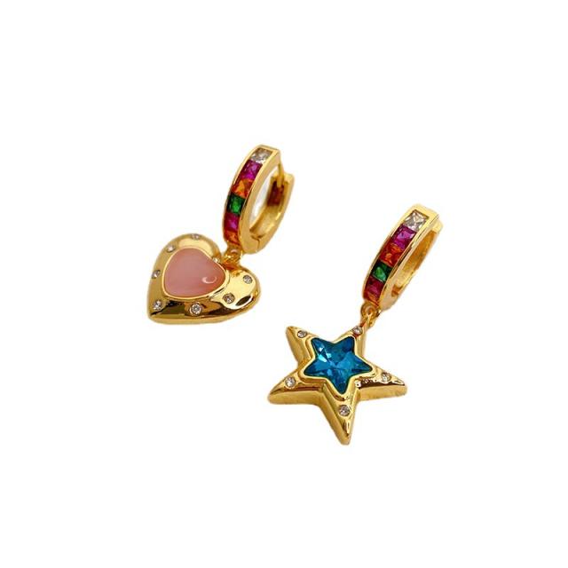 Popular stars heart asymmetric huggie earrings