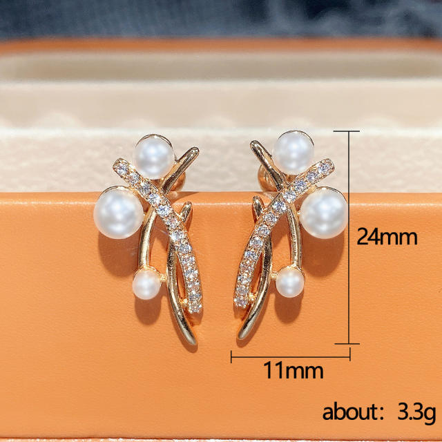 Faux pearl unique design rhinestone ear studs