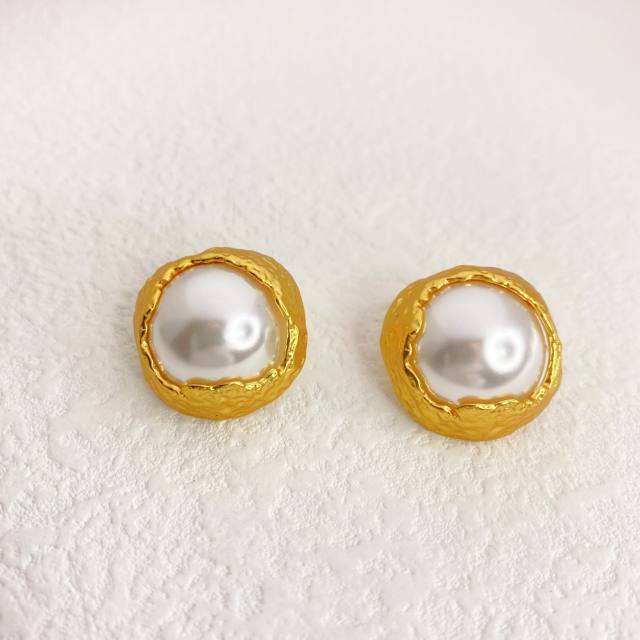 18KG irregular shaped pearl setting ear studs