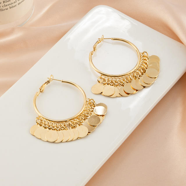 Metal ring tassel hoop earrings