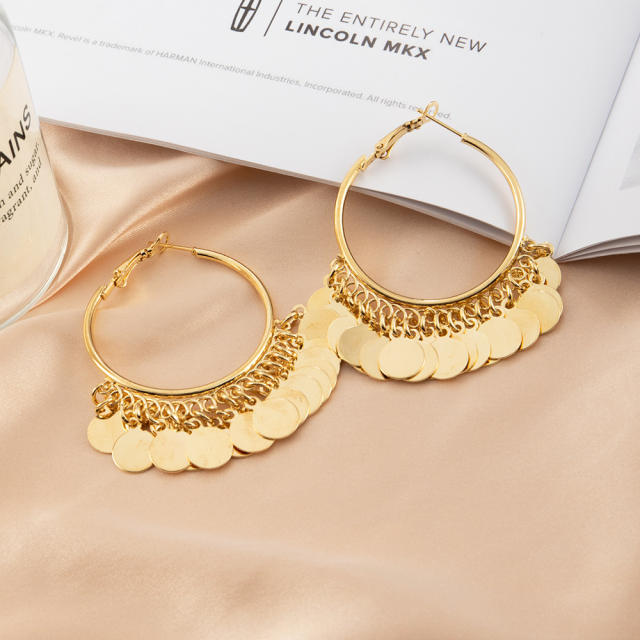 Metal ring tassel hoop earrings