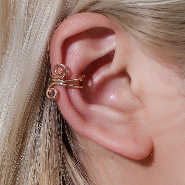 Metal ear cuff