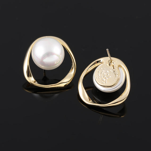 Pearl clip on earrings