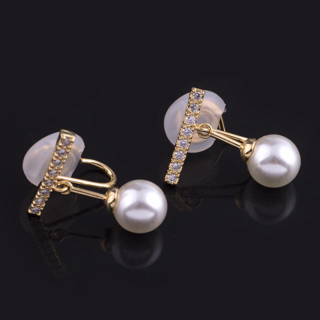 Pearl clip on earrings