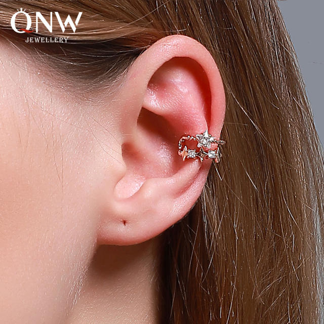 Diamond star hollow ear cuff