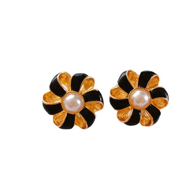 Vintage enamel flower pearl 925 needle ear studs