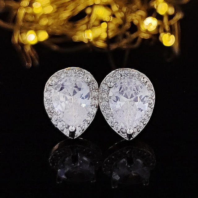 Delicate white color cubic zircon ear studs