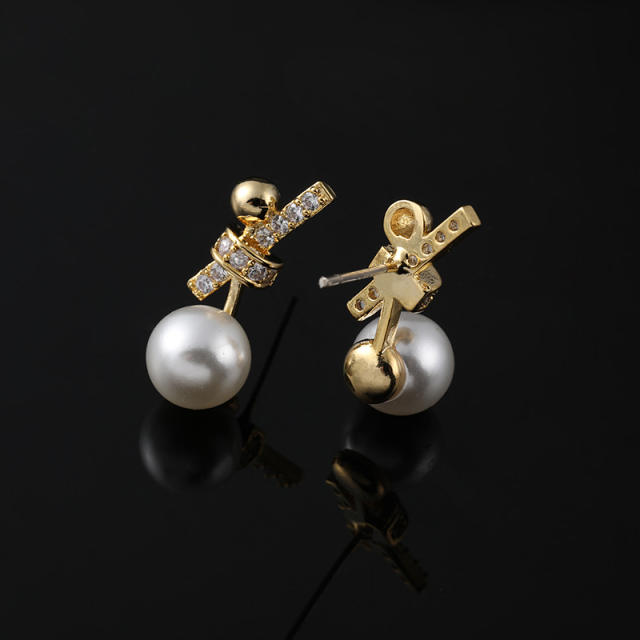 Knot diamond pearl clip on earrings