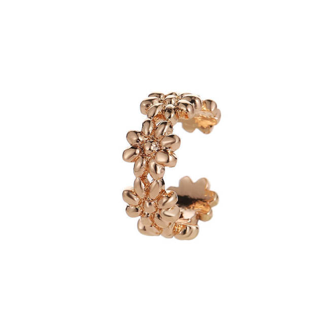 Retro simple copper ear cuff