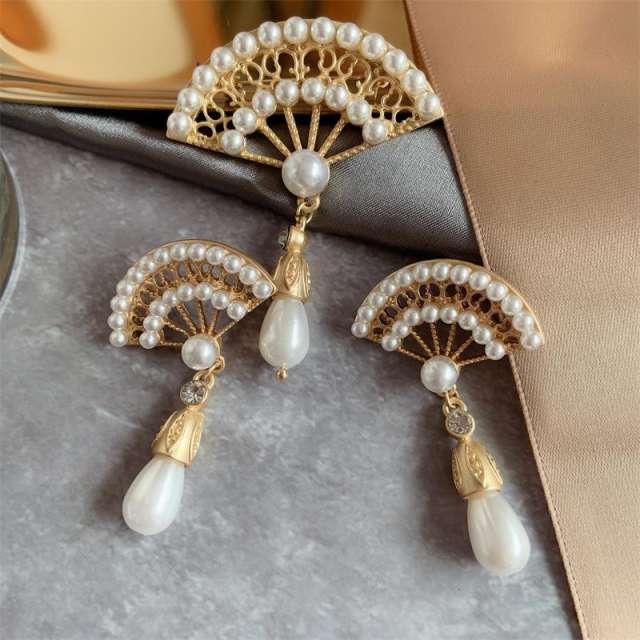 Vintage 925 needle pearl fan hollow out earrings brooch