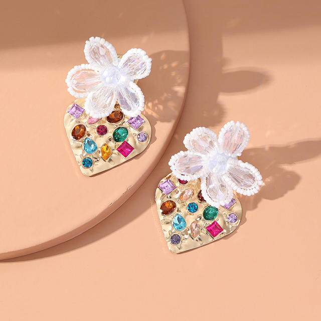 Handmade white seed beads flower metal heart earrings