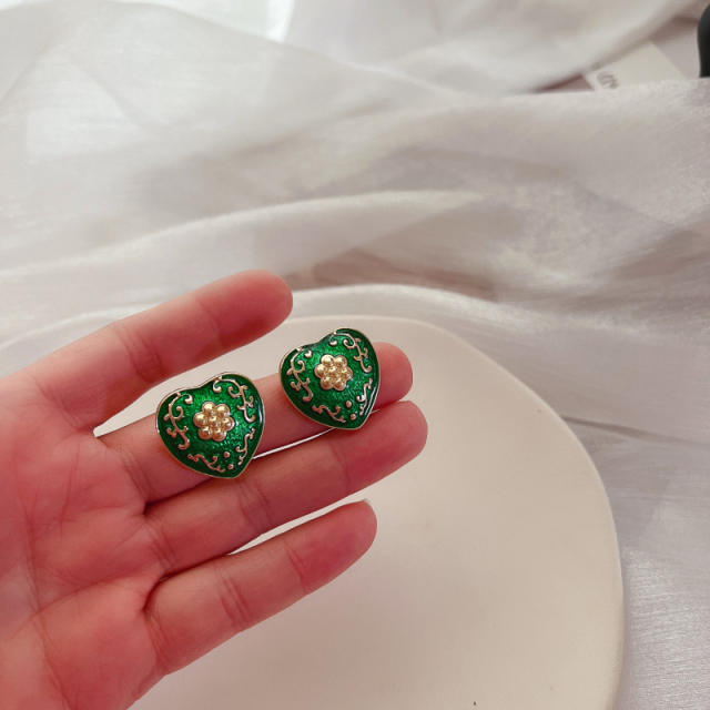 Vintage enamel heart 925 needle ear studs