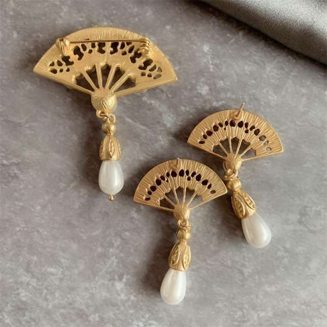 Vintage 925 needle pearl fan hollow out earrings brooch