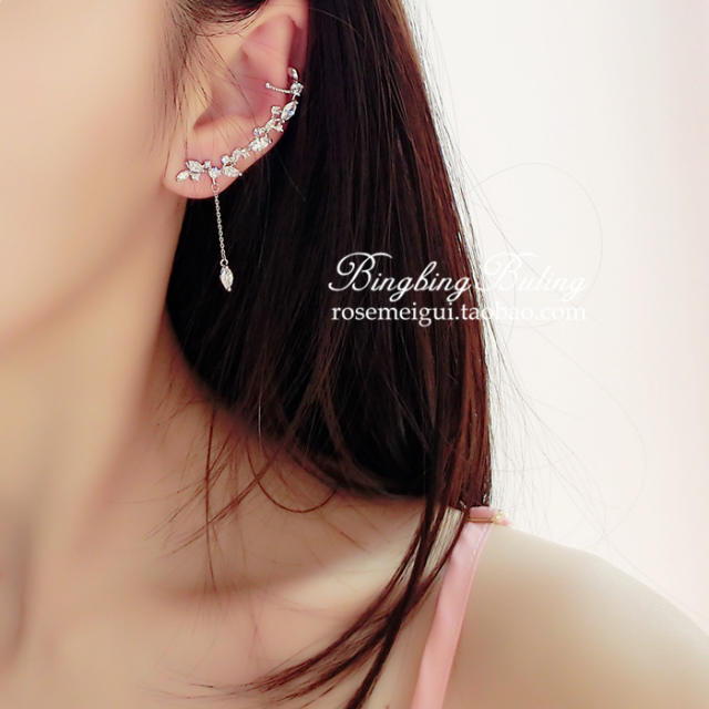 Crystal cubic zirconia tassel ear cuff