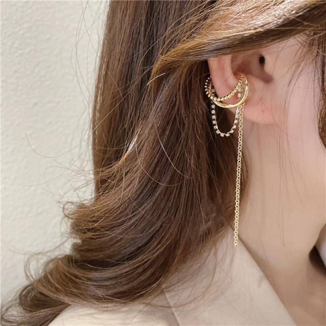 Diamond multi-layer chain tassel ear cuff