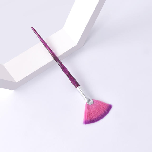 Fan shaped makeup brush