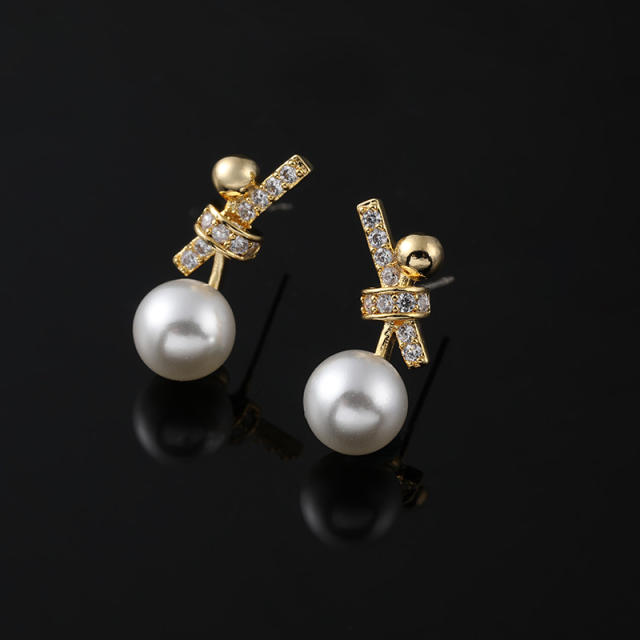 Knot diamond pearl clip on earrings