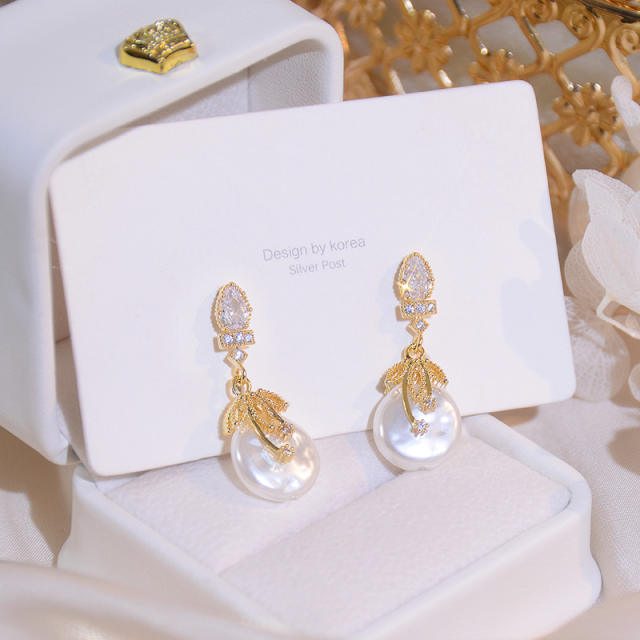 Korean fashion ins Pearl 14KG earrings