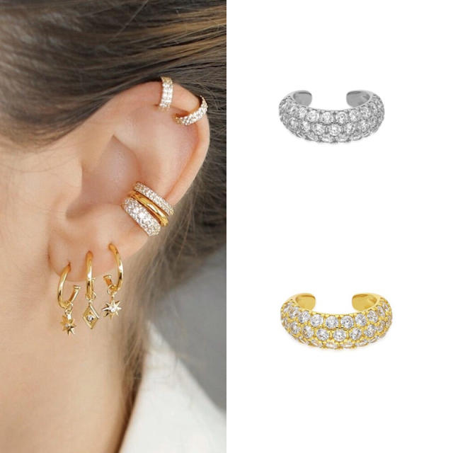 Luxury cubic zircon setting ear cuff