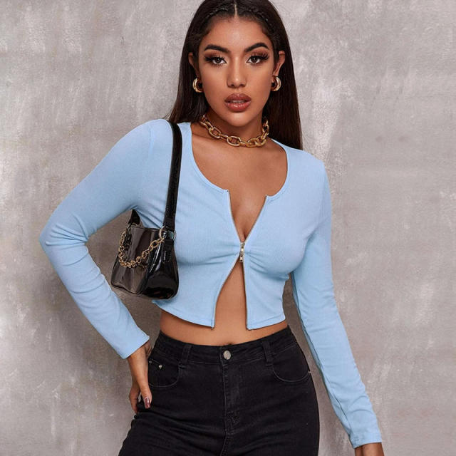 Zip front knitted long sleeve cropped tops