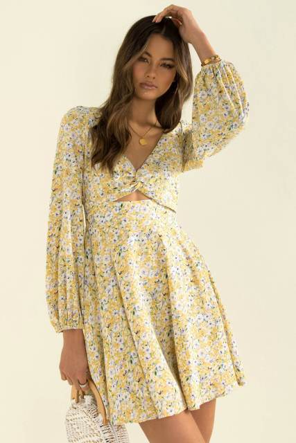 Floral long sleeve short dress