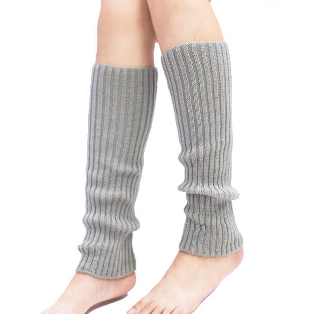 Popular plain color knitted knee high socks dance socks