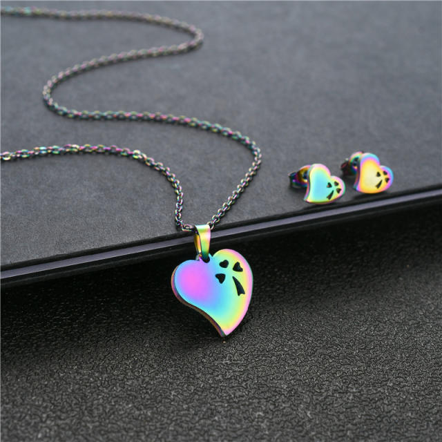 Creative colorful heart stainless steel necklace set