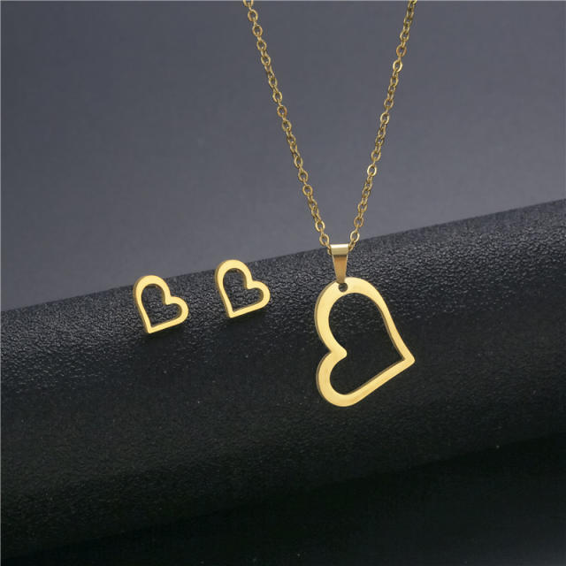 Cute bear buttefly heart symbol stainless steel necklace set