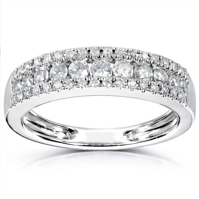 Concise diamond rings