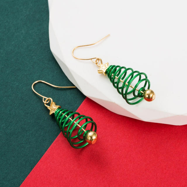 Creative green color christmas tree earrings
