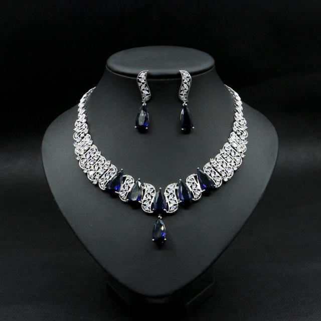 Luxury vintage pave setting diamond necklace set