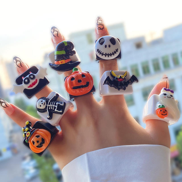 Halloween resin pumkin rings humor rings